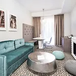 Atelia Hotel