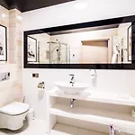 Atelia Hotel 4*