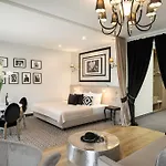 Atelia Hotel