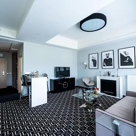 Hotel Atelia 4*