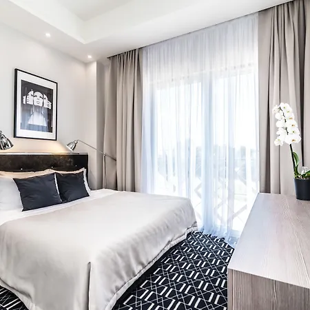 Atelia Hotel