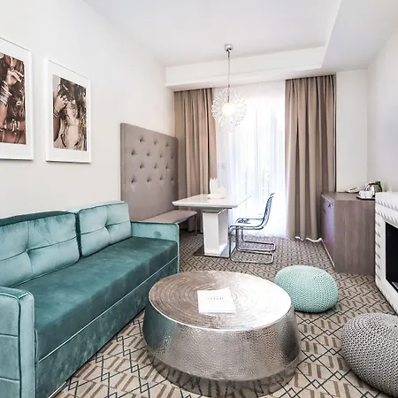 Atelia Hotel