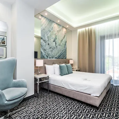 Atelia Hotel