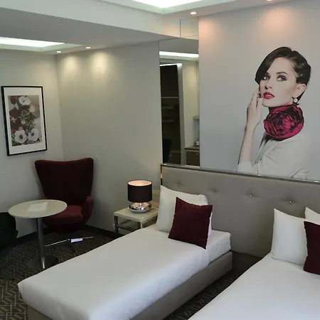 Atelia Hotel 4*