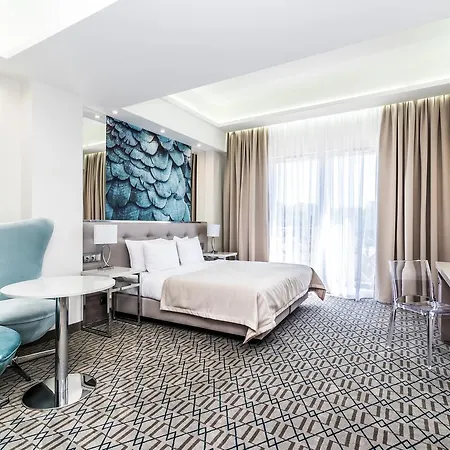 Atelia Hotel 4*