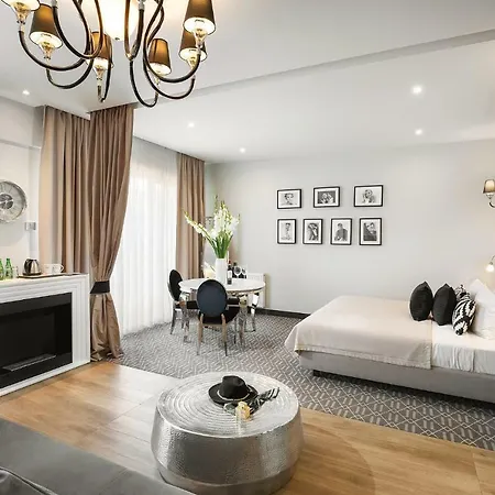 Atelia Hotel